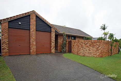 15 Simbai St, Runaway Bay, QLD 4216