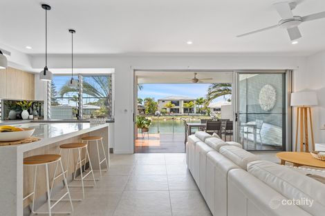 Property photo of 1/102 Parnki Parade Palm Beach QLD 4221