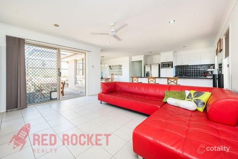 Property photo of 19 Saltram Avenue Holmview QLD 4207