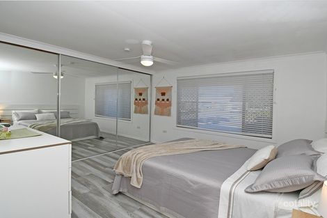 Property photo of 18 Greenway Drive Pialba QLD 4655