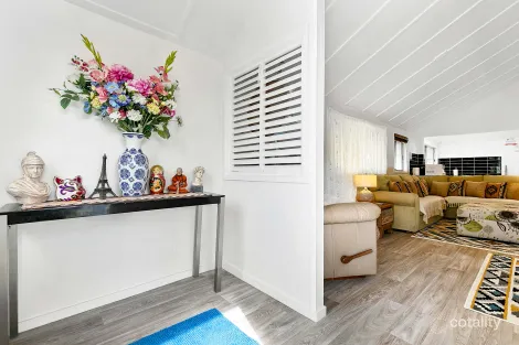 Property photo of 47 Shell Street Urangan QLD 4655