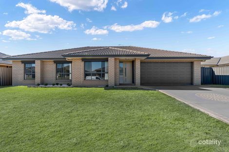 Property photo of 10 Hepburn Close Rutherford NSW 2320