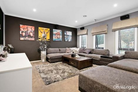 Property photo of 17 Valleyview Grove Drouin VIC 3818
