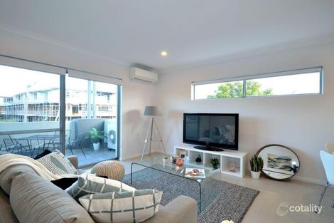 Property photo of 4/3 Morago Crescent Cloverdale WA 6105
