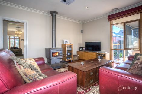 Property photo of 6 Stirling Way Gisborne VIC 3437