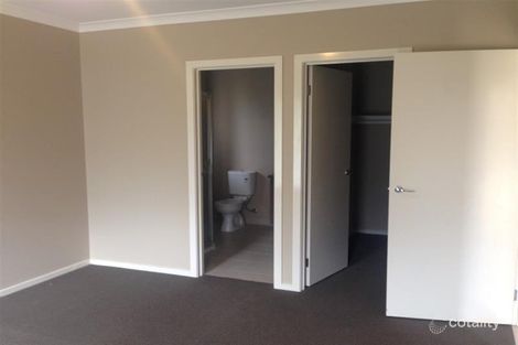 Property photo of 34 Nagle Drive Sandhurst VIC 3977