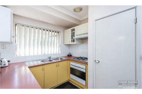 Property photo of 55 Zaragoza Drive Port Kennedy WA 6172