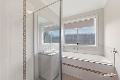 Property photo of 2 Australis Drive Wallan VIC 3756