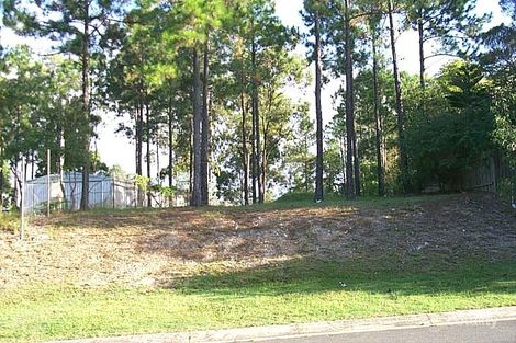 5 Russell Rd, Gaven, QLD 4211