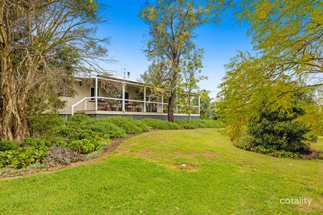 Property photo of 14 Jannusch Road Gowrie Mountain QLD 4350