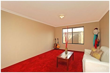 Property photo of 17 Lomas Circle Ellenbrook WA 6069