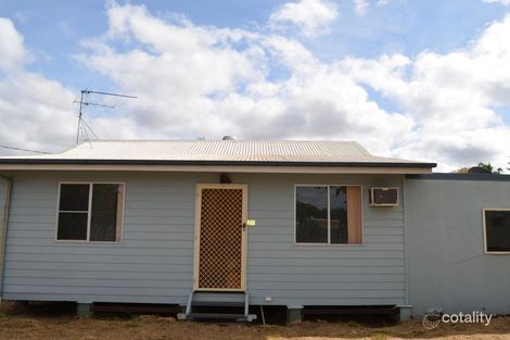 Property photo of 21 Brooks Street Emerald QLD 4720