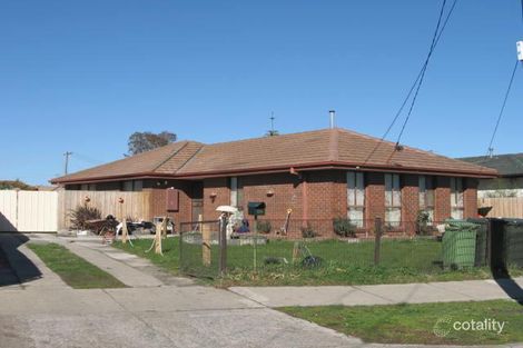 50 Woodburn Cres, Meadow Heights, VIC 3048