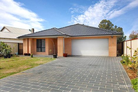 Property photo of 60 Corinda Street St Johns Park NSW 2176