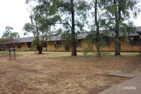 Property photo of 3 Forrest Crescent Dubbo NSW 2830