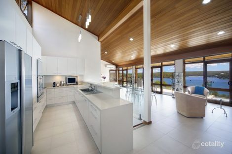 Property photo of 22 Maroopna Road Yowie Bay NSW 2228