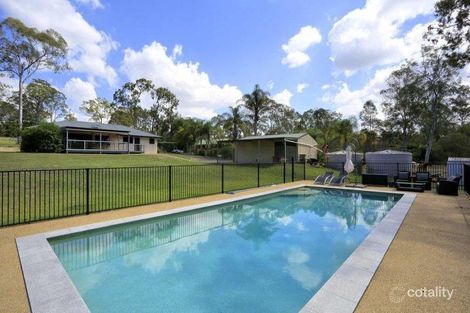 Property photo of 11 Narooma Drive Branyan QLD 4670