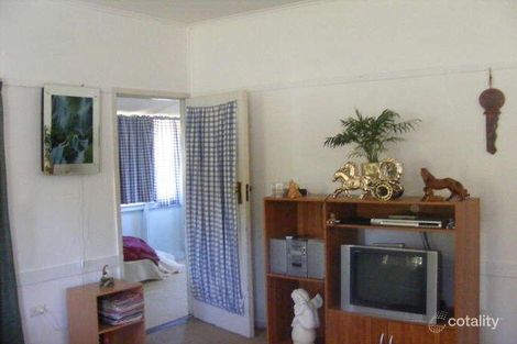 Property photo of 18 Nettleton Crescent Moorooka QLD 4105