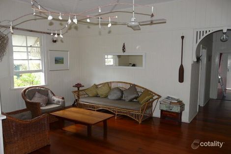 104 Molloy Rd, Cannon Hill, QLD 4170