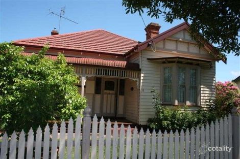 8 Bree Rd, Hamilton, VIC 3300