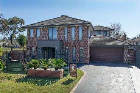 17 Westwood Gr, Pakenham, VIC 3810