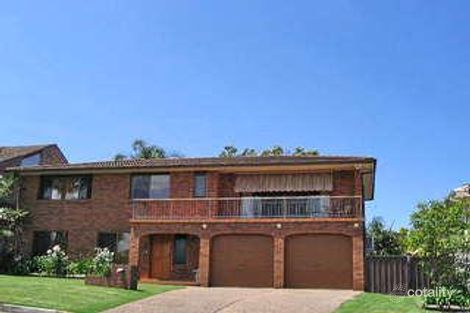 25 Camberwarra Dr, Belmont North, NSW 2280