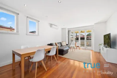 Property photo of 58A Flood Street Leichhardt NSW 2040