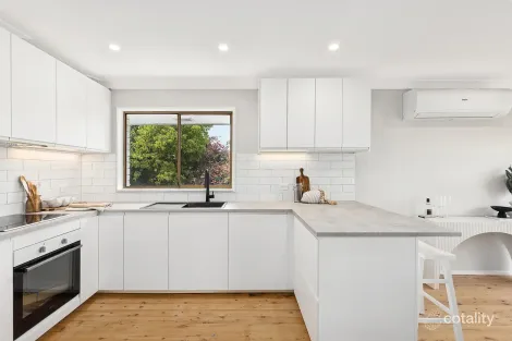 Property photo of 28 Edinburgh Circuit Wamberal NSW 2260