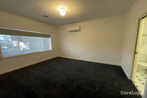 Property photo of 4 Teague Street Niddrie VIC 3042