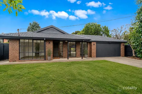 2 Maria Dr, Langwarrin, VIC 3910