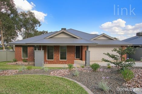 Property photo of 28 Blakleys Circuit Thurgoona NSW 2640