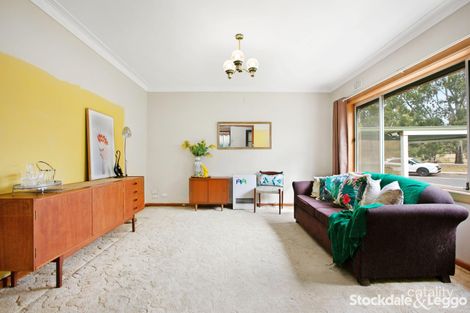 Property photo of 13 Curtain Street Kingsbury VIC 3083