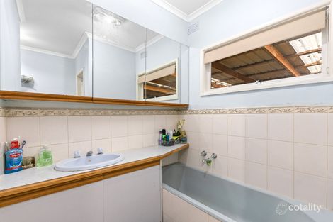 Property photo of 6 Newton Grove Glen Waverley VIC 3150
