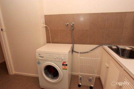 Property photo of 2/139 Barrabool Road Highton VIC 3216