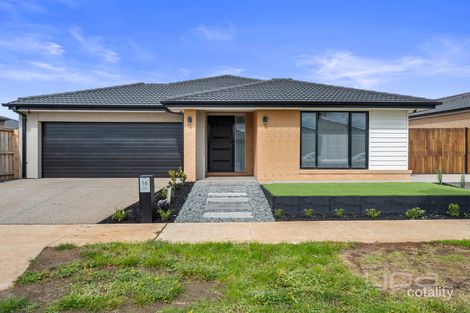 16 Peat Ave, Thornhill Park, VIC 3335