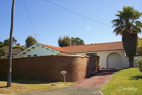 4 Bootie Pl, Hillarys, WA 6025