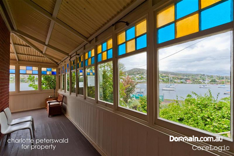 Property photo of 8 Ford Parade Lindisfarne TAS 7015