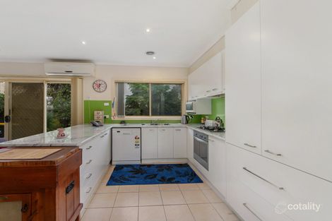 Property photo of 16 Rafter Drive St Albans VIC 3021