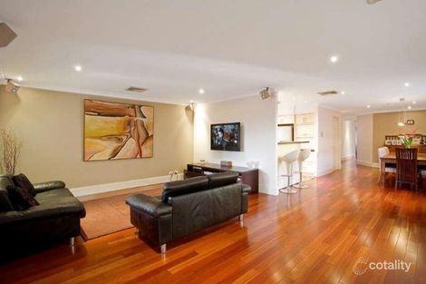 9 Forest Rd, Heathcote, NSW 2233