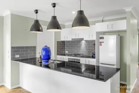 Property photo of 34 Featherwood Crescent Beerwah QLD 4519