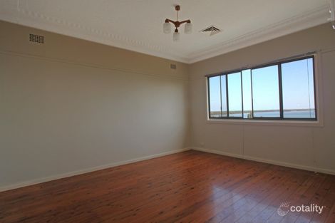 Property photo of 9 Hassan Street Lake Heights NSW 2502