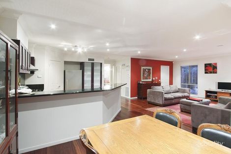 Property photo of 14 Robusta Avenue Bundoora VIC 3083