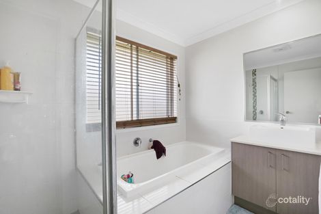 Property photo of 8 O'Neill Place Marian QLD 4753