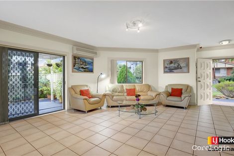 Property photo of 1 Howard Close Green Valley NSW 2168