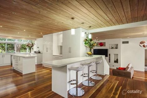 Property photo of 13 Jamesbrad Court Mount Eliza VIC 3930