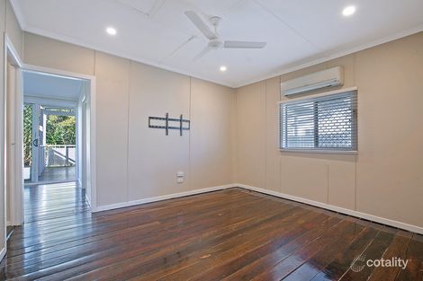 Property photo of 36 Burralong Street Deagon QLD 4017