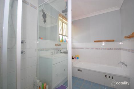 Property photo of 8A Chamberlain Road Wyoming NSW 2250