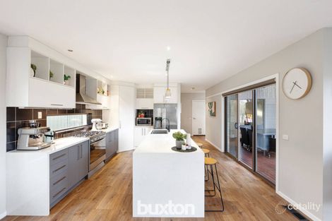 Property photo of 2 Pemberton Place Miners Rest VIC 3352