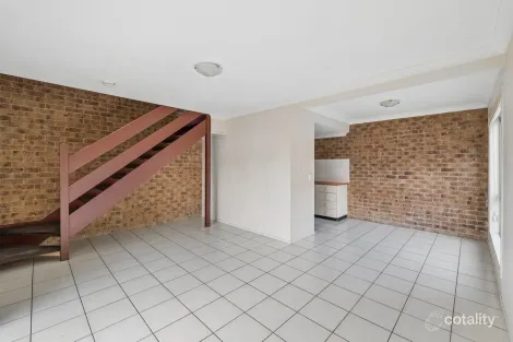 Property photo of 2/13 Croydon Road Logan Central QLD 4114