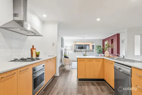 Property photo of 4 Jacob Court Berwick VIC 3806